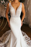 Charming Mermaid V Neck Long Sleeve Wedding Dress with Appliques-Daisybridals